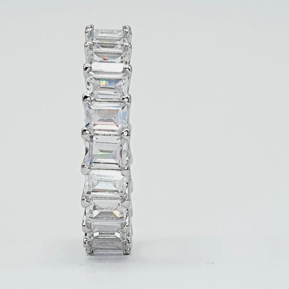 "925 Sterling Silver Plated Clear CZ Eternity Wedding/Engagement  UNVN12103 - Picture 7 of 7